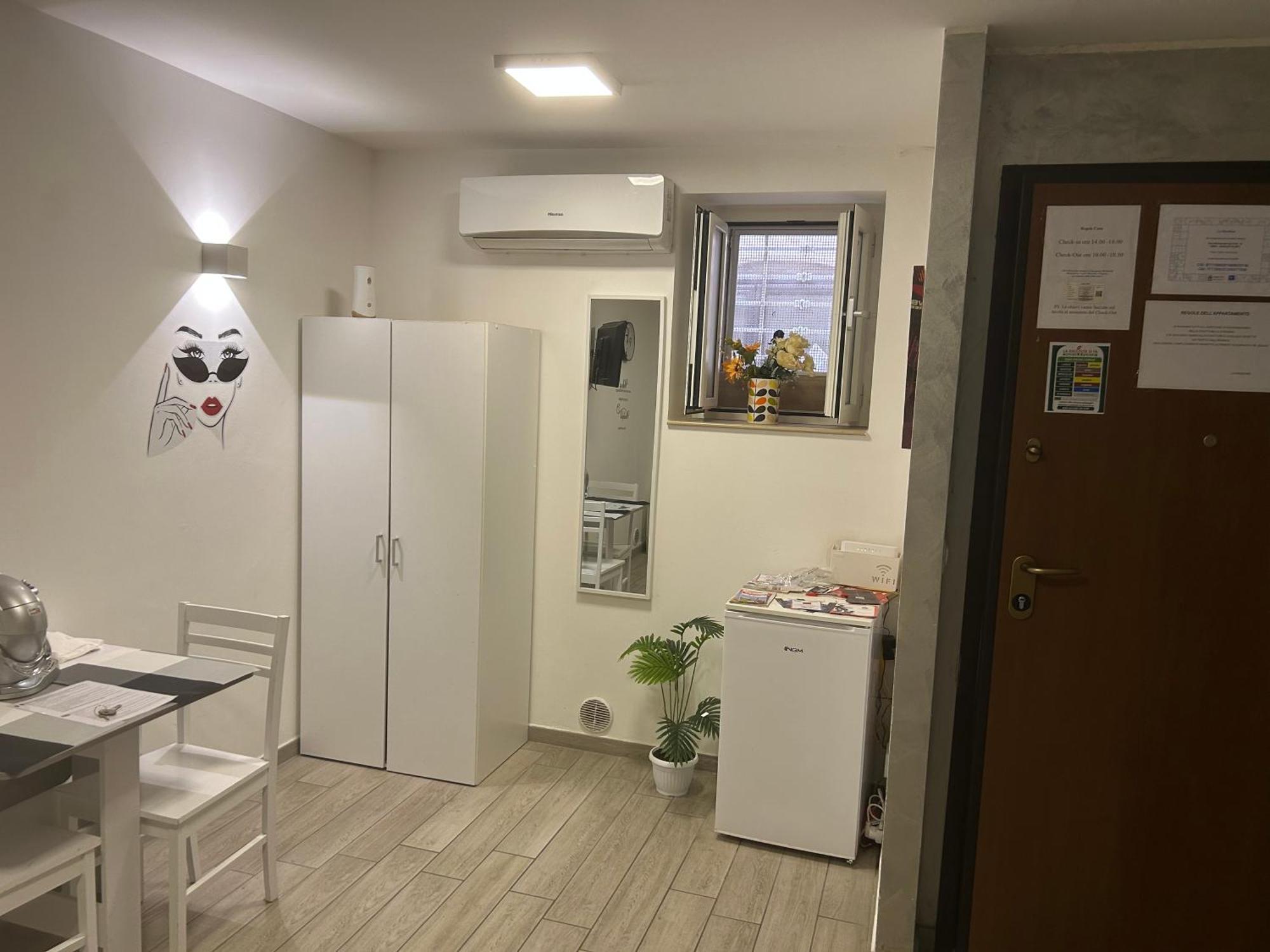 La Stradina Apartment Barletta Luaran gambar